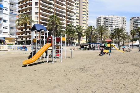 Apartment At The Beach -La Malagueta-Free Parking- マラガ エクステリア 写真